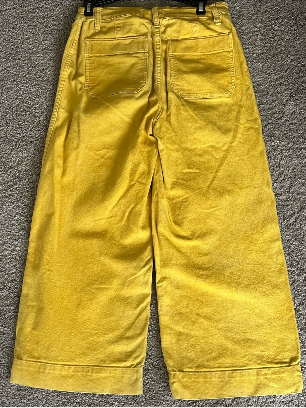 Madewell Women’s wide-Leg Jeans in Bright Yellow - Picture 2 of 3